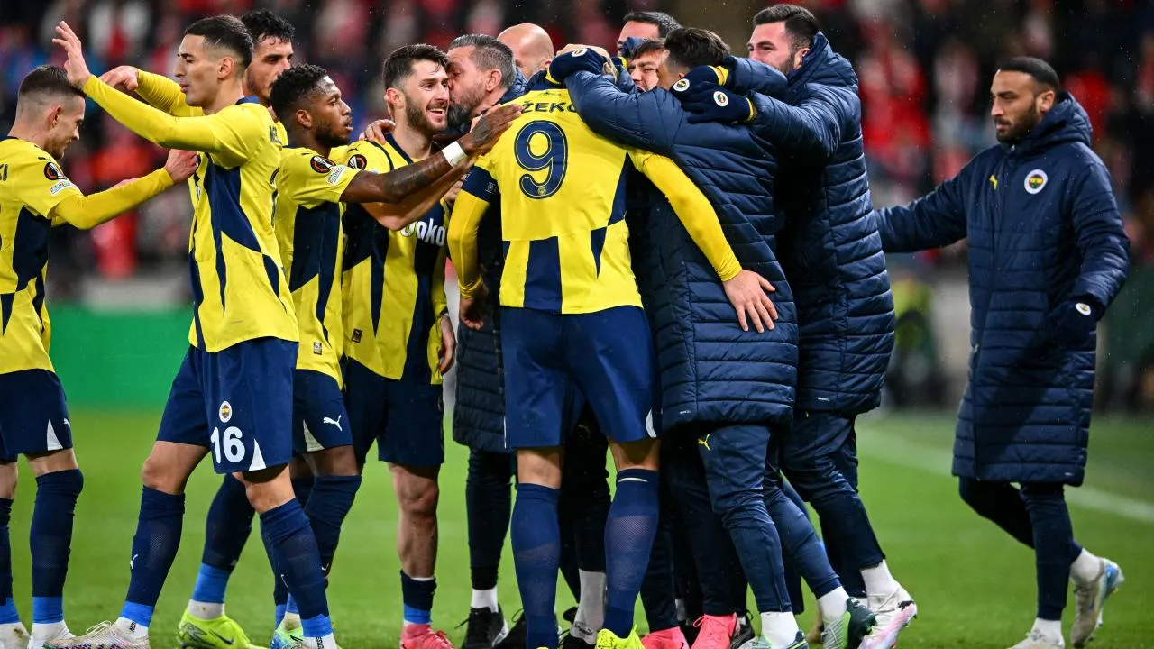 Fenerbahçe Prag’da Kazandı: 3 Puanla Dönüyor