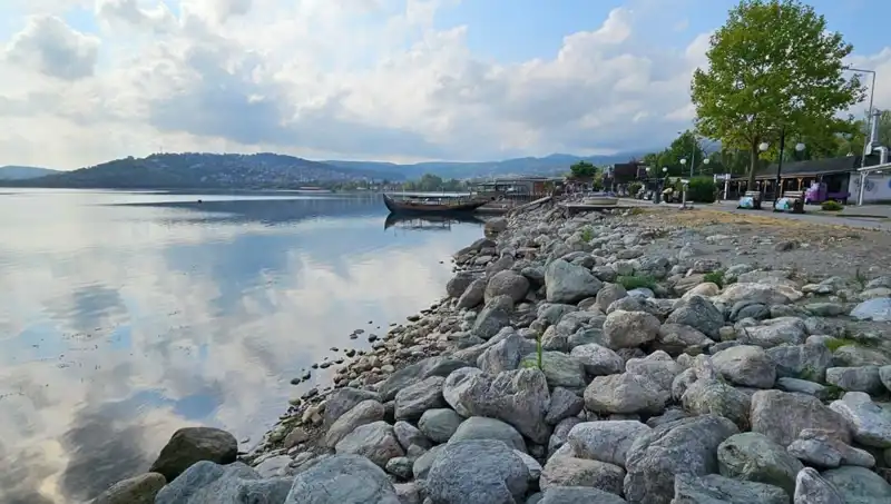 Sapanca Gölü'nde Su Seviyesi Düşüşü: Ekosistem Üzerindeki Etkileri