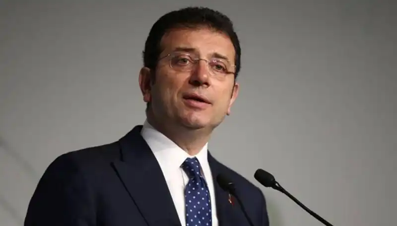 Ekrem İmamoğlu’nun Diploma Davasında İlk Duruşma Gerçekleşti! İçeride Neler Yaşandı?