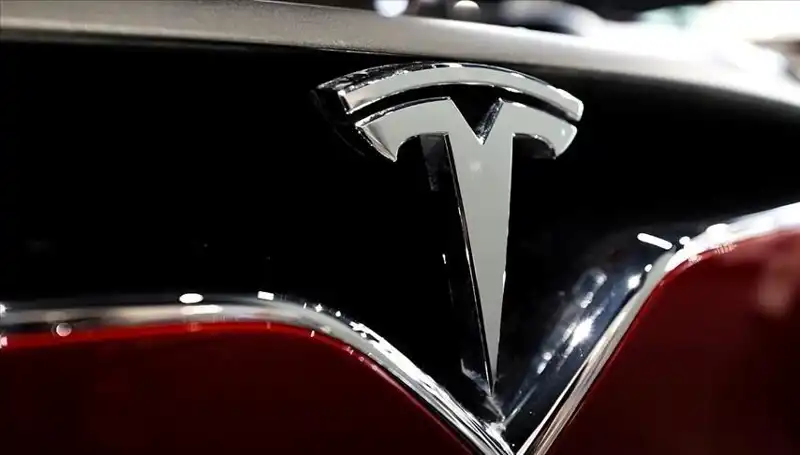 Tesla’da Chaos: Ucuz Model ve FSD Beklentileri Dengesizliği