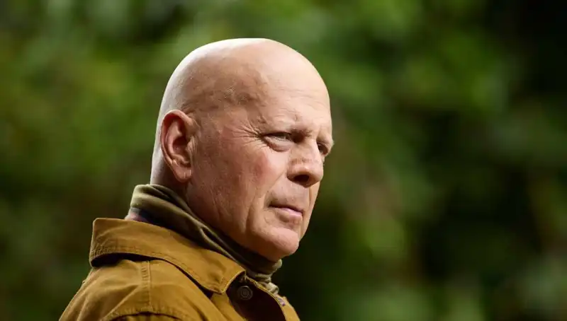 Bruce Willis’in Afazi Hastalığı: Nedir, Belirtileri ve Hayatı Üzerindeki Etkileri