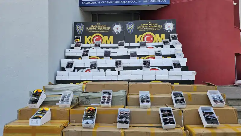 Adana’da Kaçak Güneş Gözlükleri Operasyonu: 12 Bin Ürün Ele Geçirildi