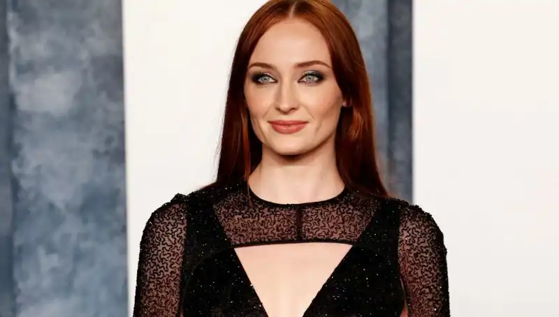 Sophie Turner'dan Game of Thrones Eleştirisine Sert Yanıt