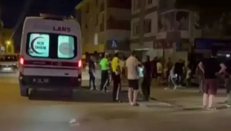 Alkollü Sürücü Tartıştığı Yayaları Kamyonetle Ezdi: Olay Yerinde Şok Detaylar